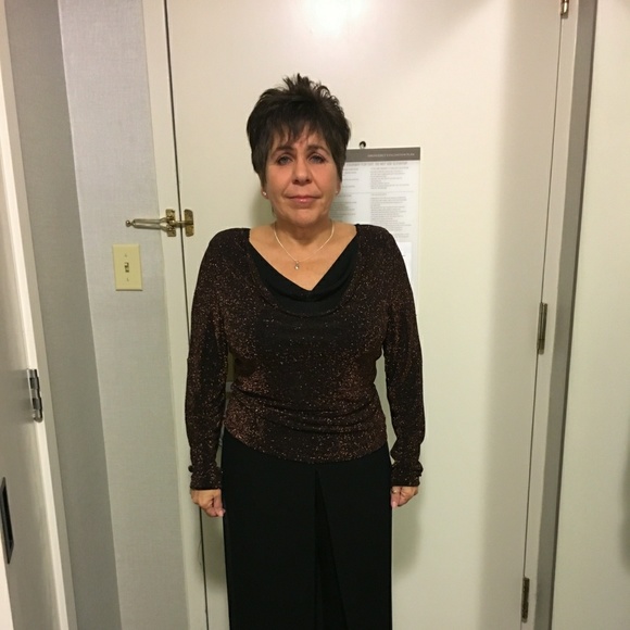 Meet your Posher, Shari - Picture 2 of 2